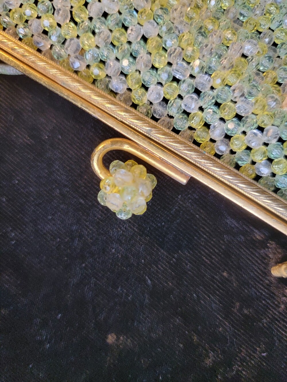 Vintage Mid-Century Italian Beaded Kiss-lock Purse Yellow, Green, Clear - Picture 10 of 12